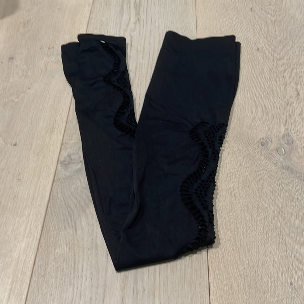 Cutout Leggings